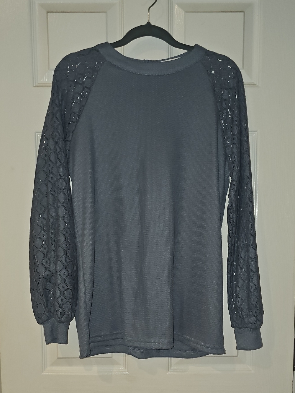 Women's Blue/Gray Lace-Sleeve Knit Blouse